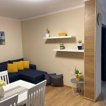Flowers Garden Apartment Tırnova Dış mekan fotoğraf